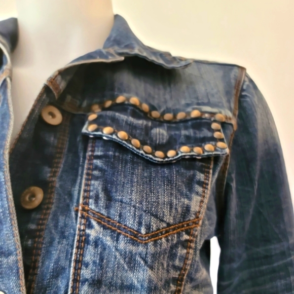 American Rag Cie Women's Semi-Cropped Studded 3/4 Sleeve Jean Jacket Size M - Picture 5 of 13
